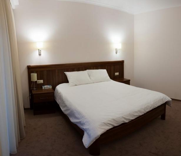 Porto Riva Hotel Zaporizhia Room photo